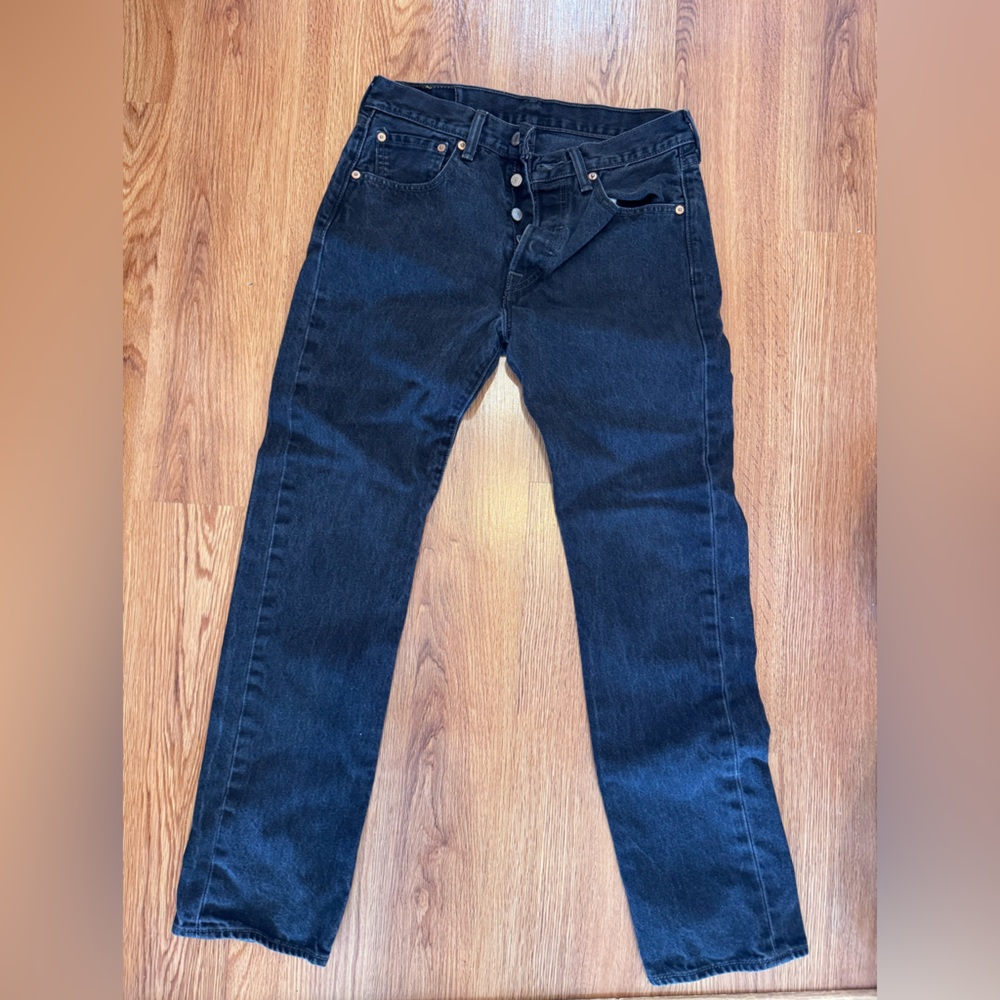 Classic quality black Levi 501 Jeans button up.  W29 L30